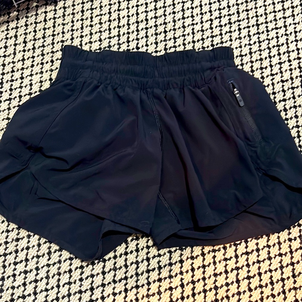 un used Lululemon shorts